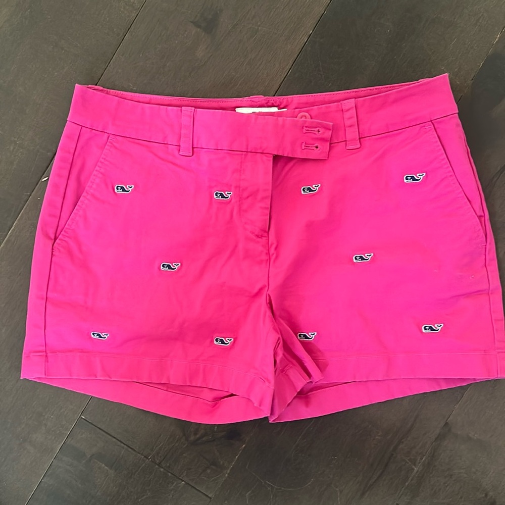 Vineyard Vines shorts
